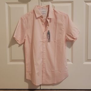 Pink short-sleeved button-up